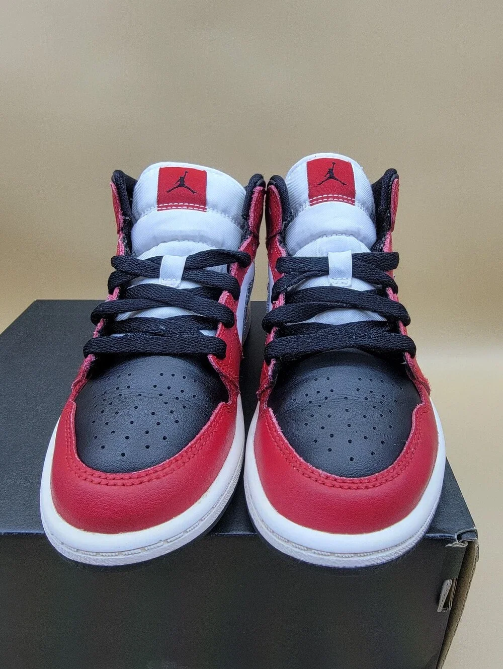 2020 Nike Air Jordan 1 Mid Chicago Black Toe Little Kid's Shoes Size 13C Black